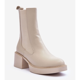 Botas Ironna Chelsea bege com salto alto enorme 1