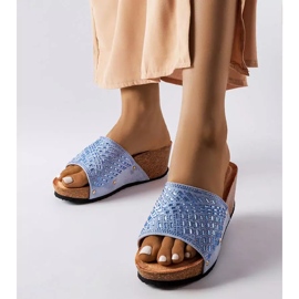 Inna Sandália de cunha com strass azul Guymon 1 Inna Sandália de cunha com strass azul Guymon 1