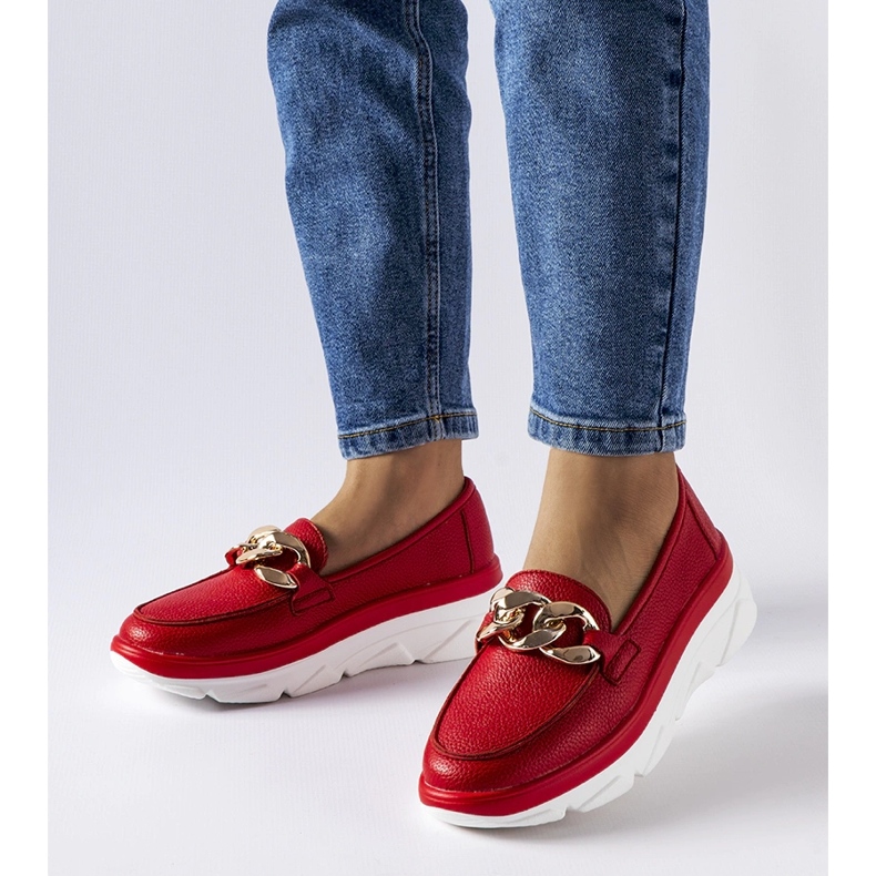 Mocassins vermelhos com corrente Vinceza 1