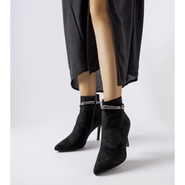 Botas pretas com isolamento e salto alto da Vinceza preto 1