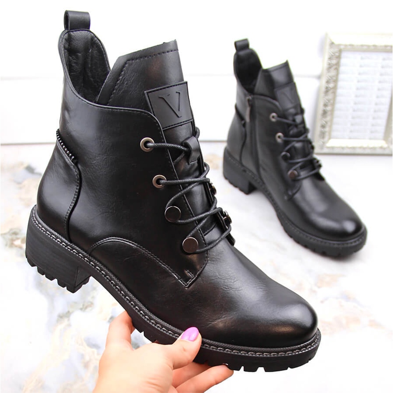 Botas femininas isoladas com cadarço e zíper, pretas Vinceza 58136 preto 1