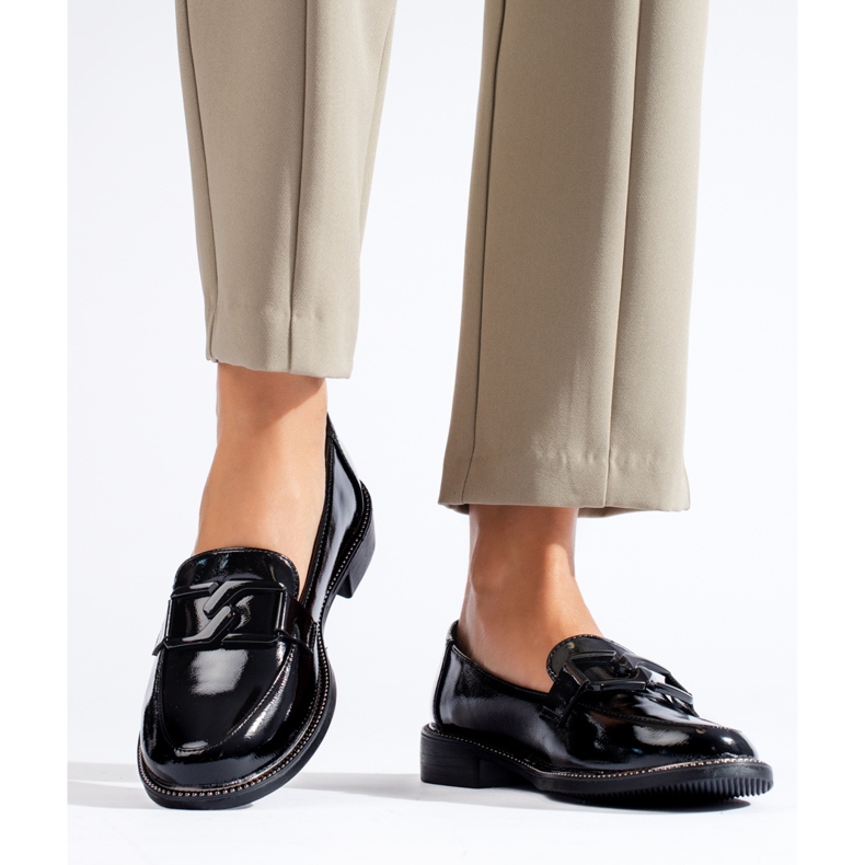 Sapatos femininos Shelovet lacados pretos 2