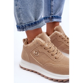 Calçado esportivo de couro com isolamento em plataforma, bege escuro Adite 1