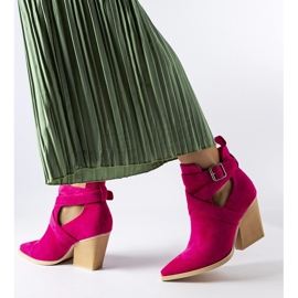 Botas de cowboy rosa recortadas da Duclos 1