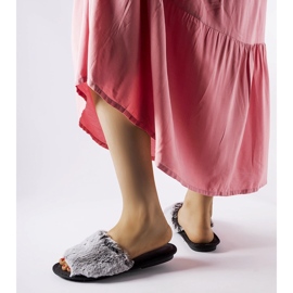 Inblu Chinelos Giacomo pretos com pelo cinza 1