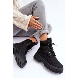 Botins femininos Trappers isolados com plataforma e salto plano Big Star MM274338 preto 1