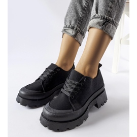 Sapatos pretos com sola Pointe enorme 1