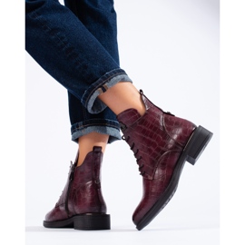 Botas de trabalho isoladas com cordões cor de vinho da Vinceza vermelho 1 Botas de trabalho isoladas com cordões cor de vinho da Vinceza vermelho 1
