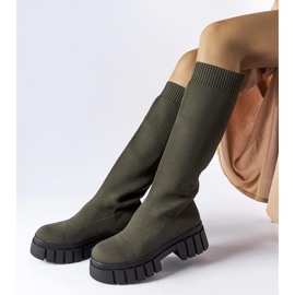 Botas verdes com parte superior flexível da Maroun 2