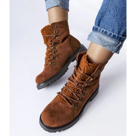 Botins de camurça ecológica castanhos Hayed 1