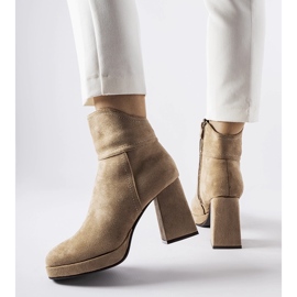Botins cinza com salto Itaf enorme bege 1