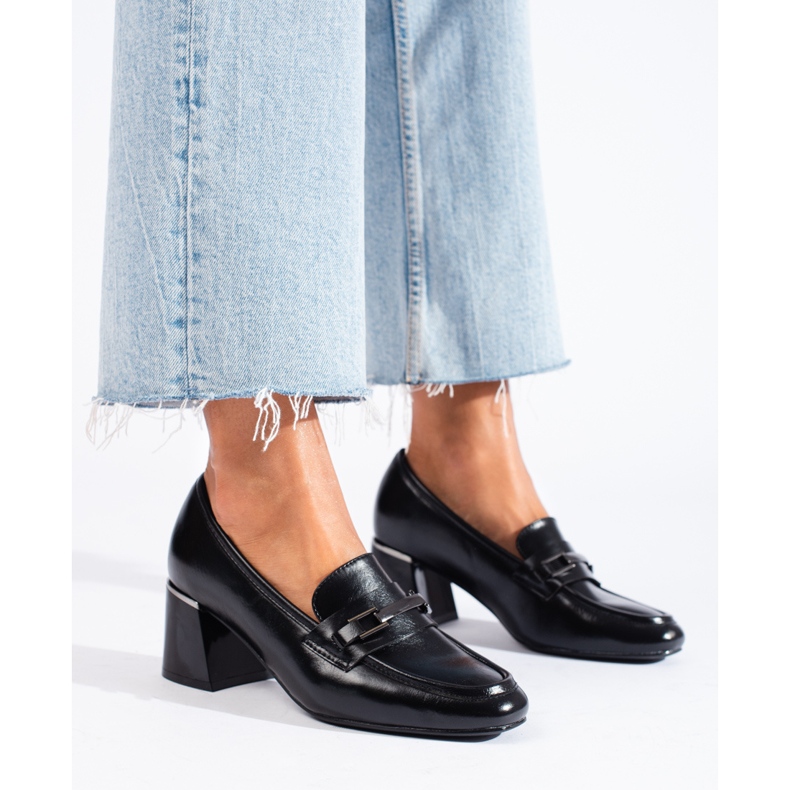Sapatos femininos pretos elegantes da Shelovet 1