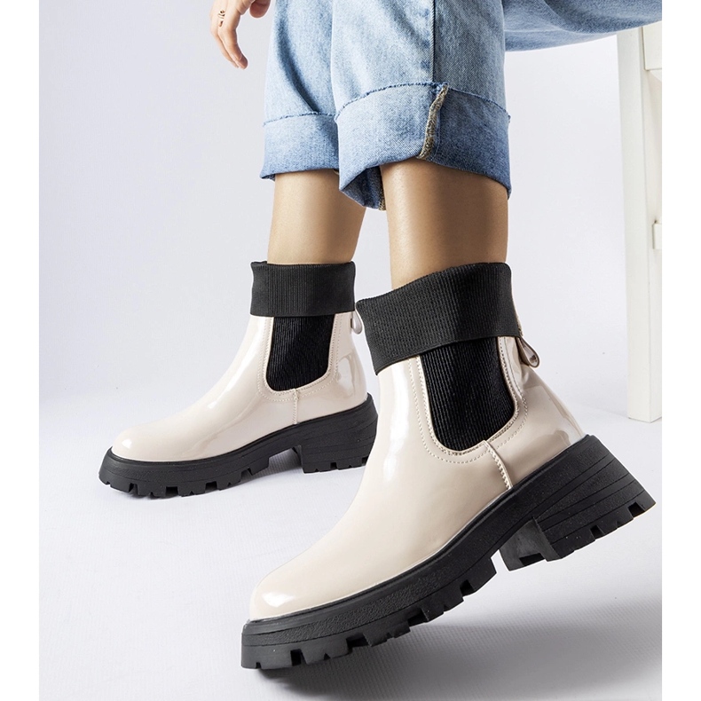 Botas de trabalho bege slip-on da Breolungi 2