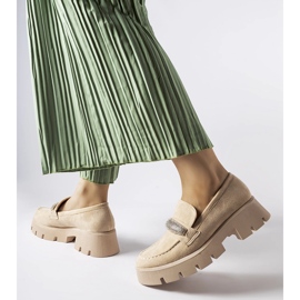 Mocassins bege com sola maciça Macario 1