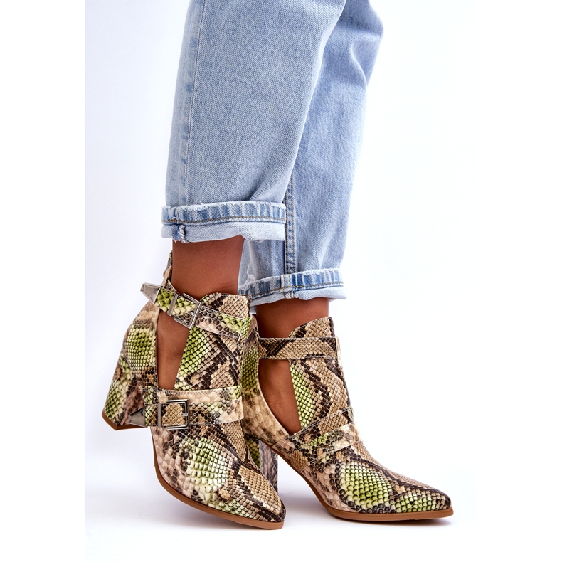 Botins elegantes de salto alto com recortes, bege e verde 1