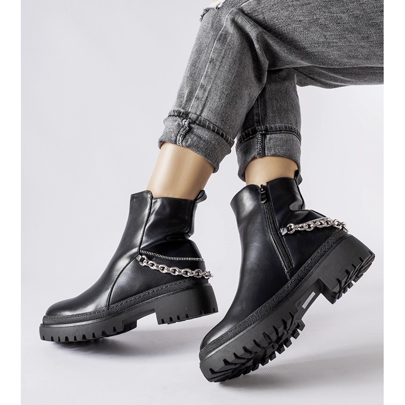 Botins pretos com corrente Muqaddim preto 2