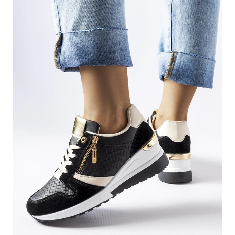 Tênis preto Ashland com cunha 1