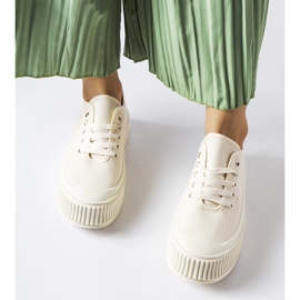 Tênis bege em plataforma Rina grossa 1