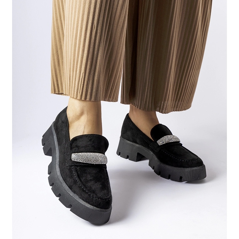 Mocassins pretos com sola maciça Macario 1 Mocassins pretos com sola maciça Macario 1