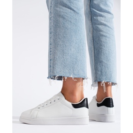 Calçados esportivos femininos clássicos brancos da Shelovet 1