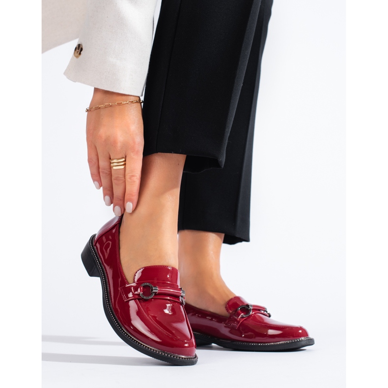 Mocassins femininos cor de vinho Shelovet vermelho 2