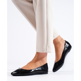 Sapatilhas femininas pretas Shelovet envernizadas preto 1