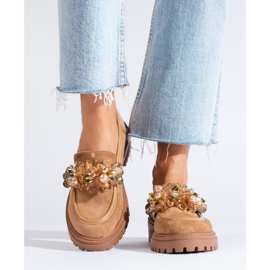 Mocassins de mulher em camurça bege, Shelovet 1