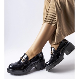 Sapatos pretos de salto alto Fabrizio envernizados 2