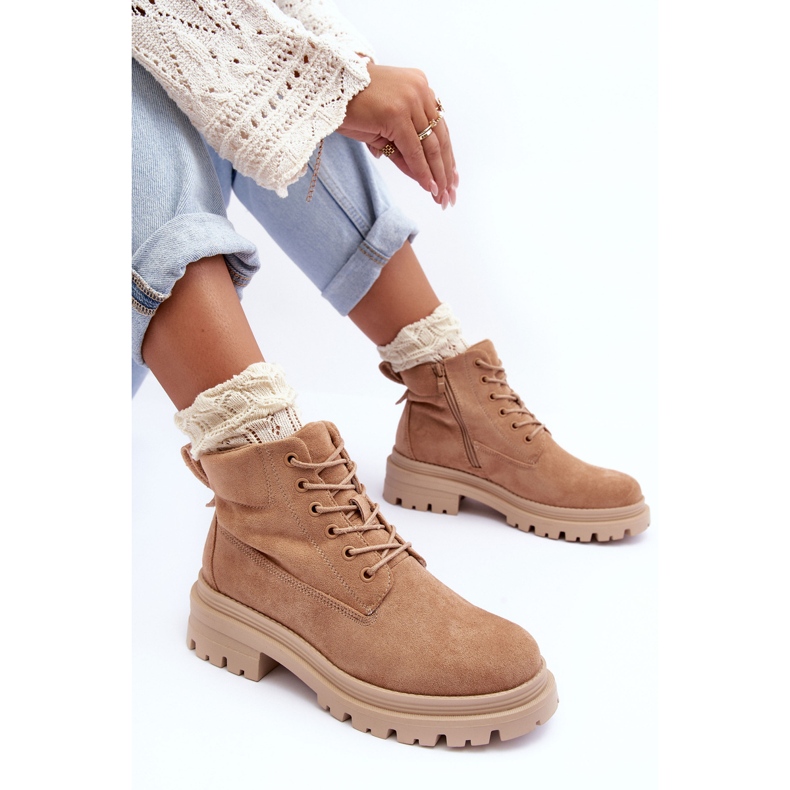 PM1 Botins isolados de camurça Trappers, bege escuro Alden 1 PM1 Botins isolados de camurça Trappers, bege escuro Alden 1