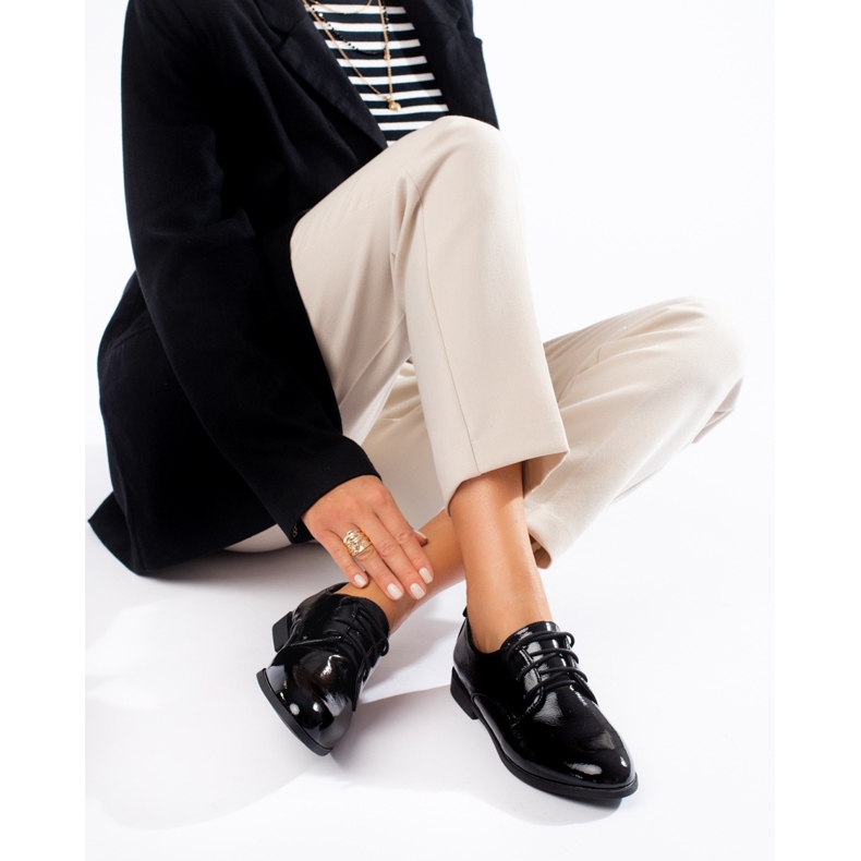 Oxfords com cadarço Shelovet pretos envernizados 1