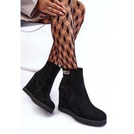 PS1 Botins de camurça com cunha isolada e decoração, preto Vere 1