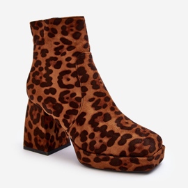 PS1 Botins de camurça com salto grosso, padrão animal, marrom Abnous 1