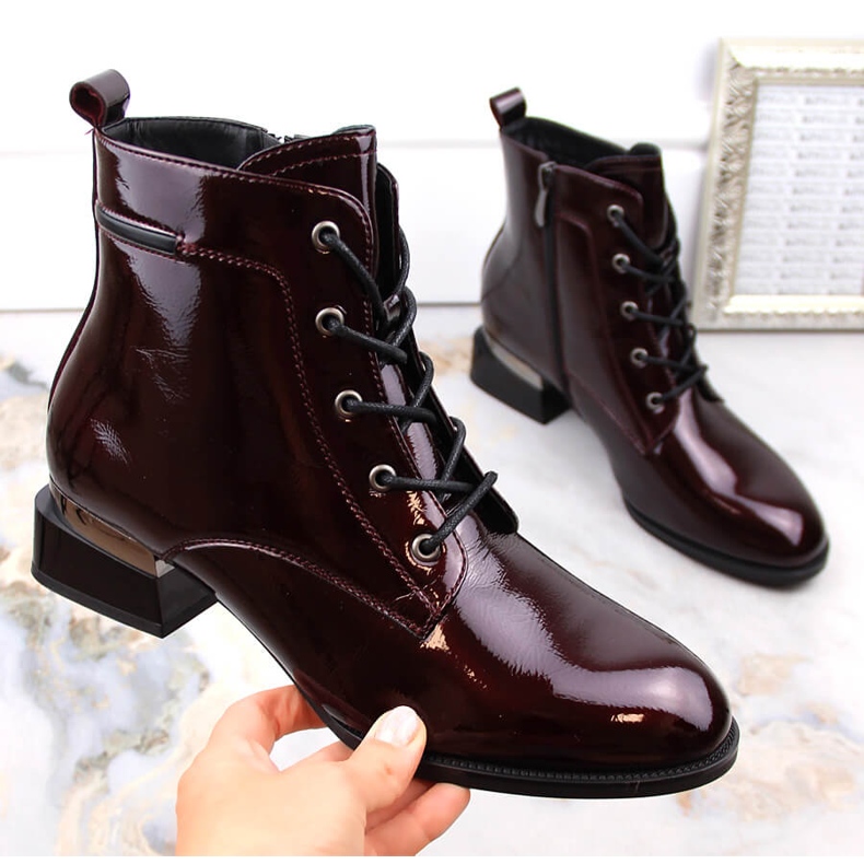 Botas femininas de couro envernizado com isolamento e salto alto bordô Vinceza 58158 vermelho 1