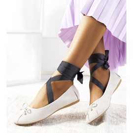 Bailarinas cinza com cordões e arcos B-62 1 Bailarinas cinza com cordões e arcos B-62 1