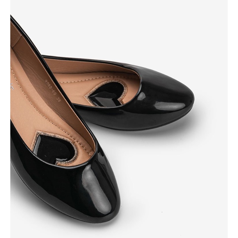 Bailarinas indianas laqueadas de preto 1