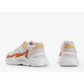 Tênis esportivos Lesly Bege 2