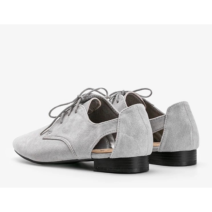 Sapatos Dorothy cinza brilhante de corte baixo 1