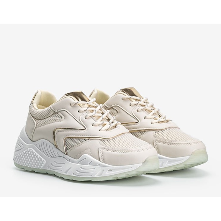 Tênis bege com sola grossa e detalhes metálicos Kenna 1