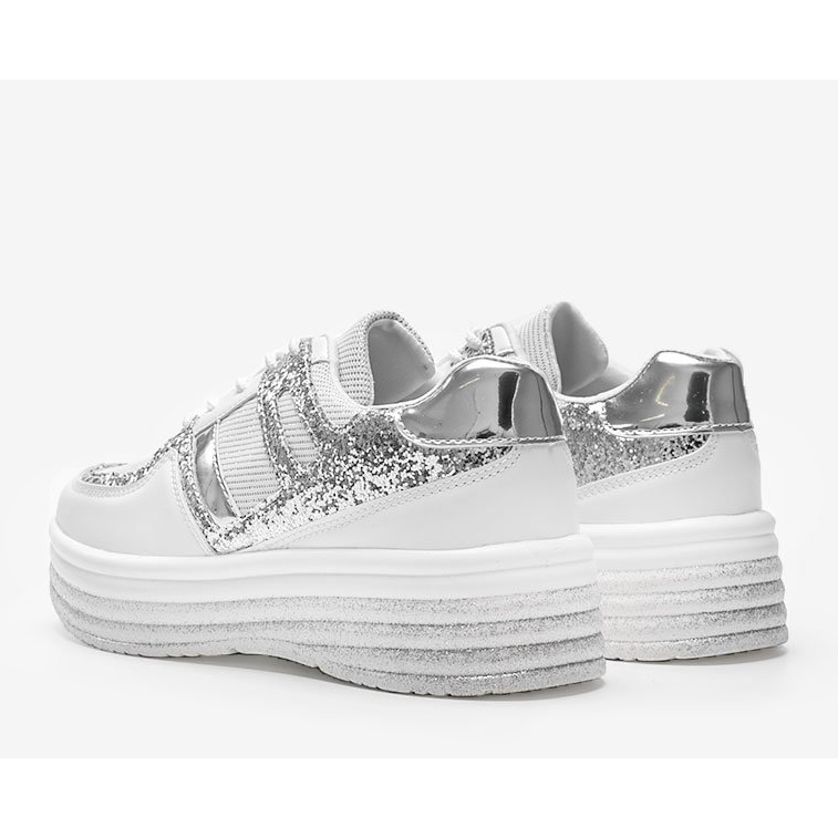 Tênis de brocado branco em sola grossa Laurel 1