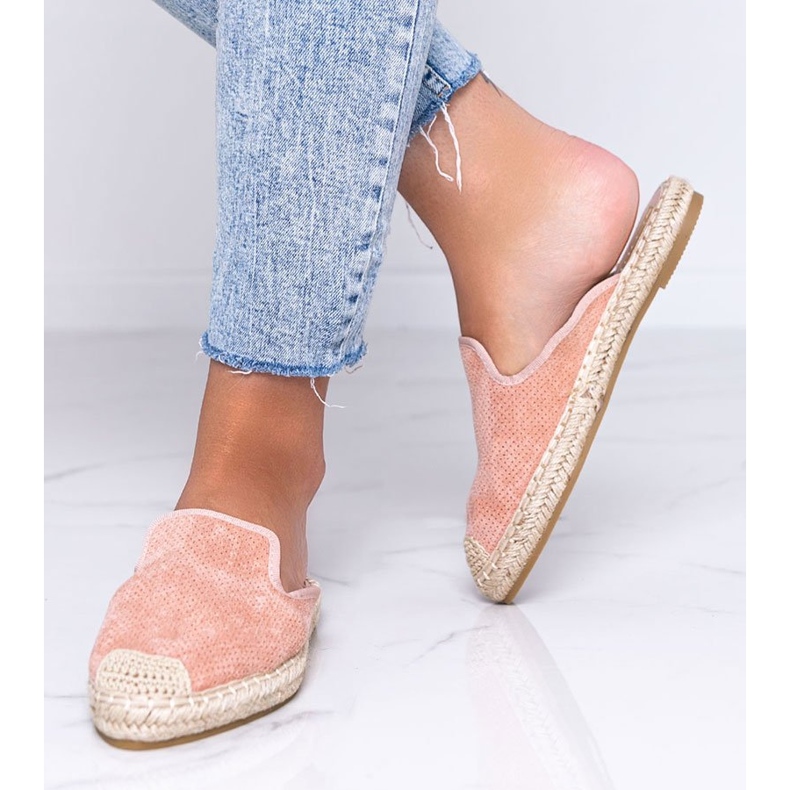 Chinelos rosa com frente fechada do Kinshasa 1