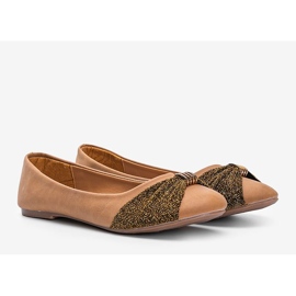 Bailarinas de camelo com decoração brilhante como eu castanho 1 Bailarinas de camelo com decoração brilhante como eu castanho 1