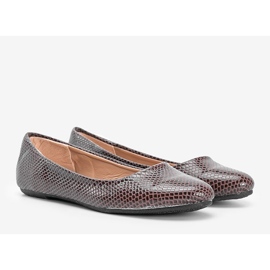 PA1 Bailarinas marrons com padrão de pele de crocodilo Mozzare castanho 2 PA1 Bailarinas marrons com padrão de pele de crocodilo Mozzare castanho 2