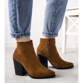 Botas de caubói de camelo no posto de Milady marrom 1