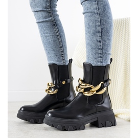 Botins pretos com corrente Attention 1