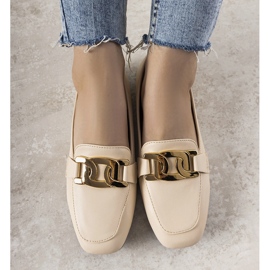 Mocassins bege com decoração Hashtag dourada 1 Mocassins bege com decoração Hashtag dourada 1