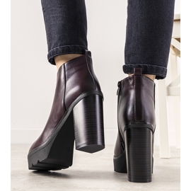 Botas marrons clássicas no poste para mulheres My Need vermelho 1 Botas marrons clássicas no poste para mulheres My Need vermelho 1