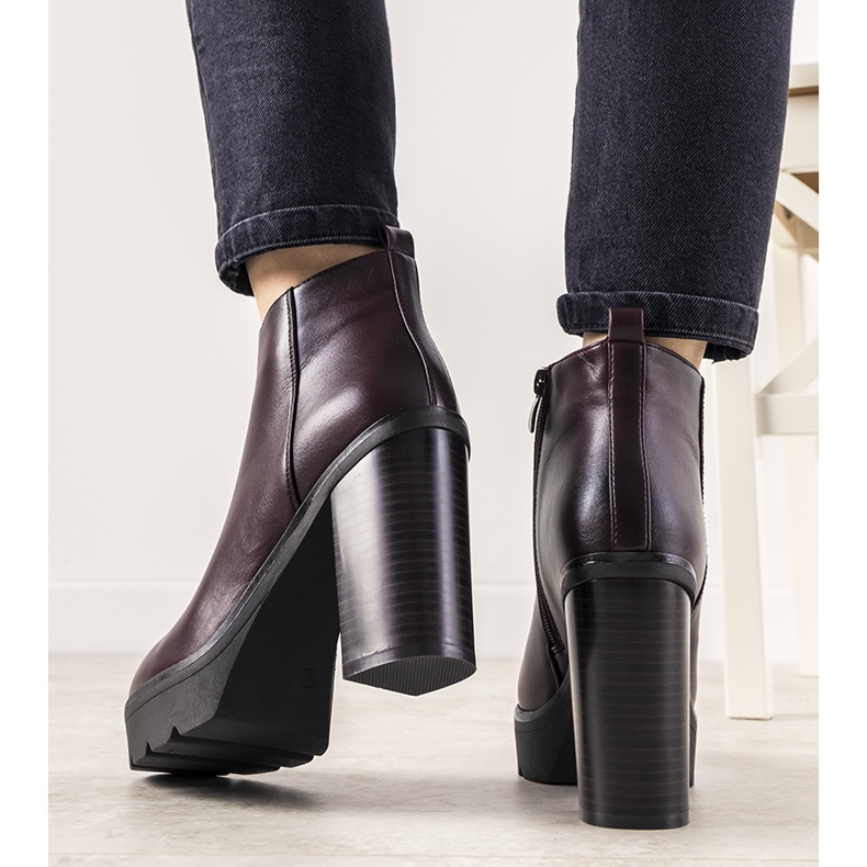 Botas marrons clássicas no poste para mulheres My Need vermelho 1 Botas marrons clássicas no poste para mulheres My Need vermelho 1