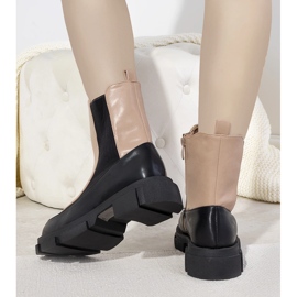 Botas pretas e rosa em uma sola Lynne grossa bege preto 1