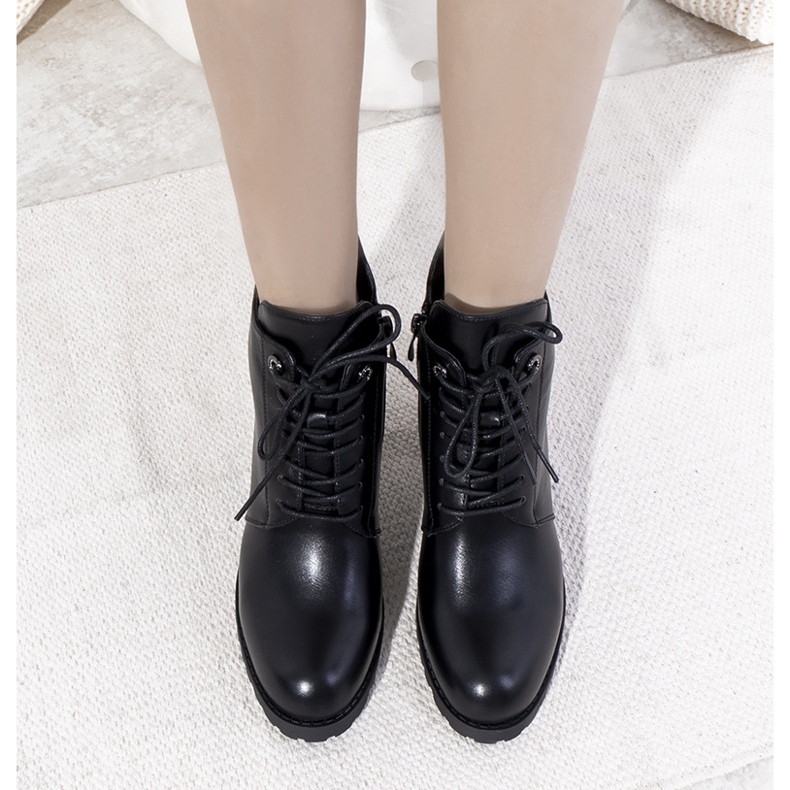 Botas pretas com isolamento e amarração Padilla preto 1 Botas pretas com isolamento e amarração Padilla preto 1