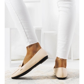 Mocassins bege com bico quadrado Milder 1